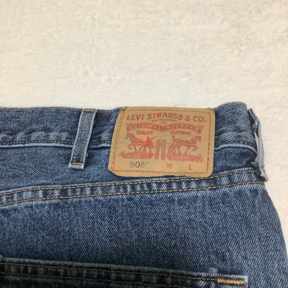 Levi’s 505 Men’s Straight Leg Jeans Blue Size 44 x 34